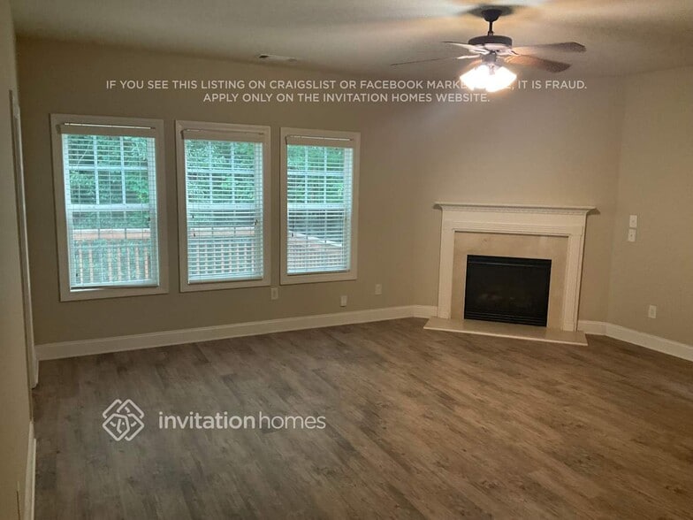 Building Photo - 808 Pine Cove Dr SW