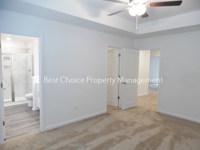 Building Photo - 245 Brown Cir