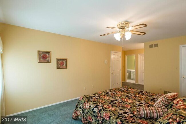 Building Photo - 3715 Valerie Carol Ct