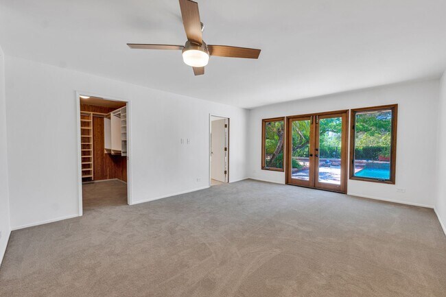 Building Photo - Perfect Entertaining Family Home with Larg...