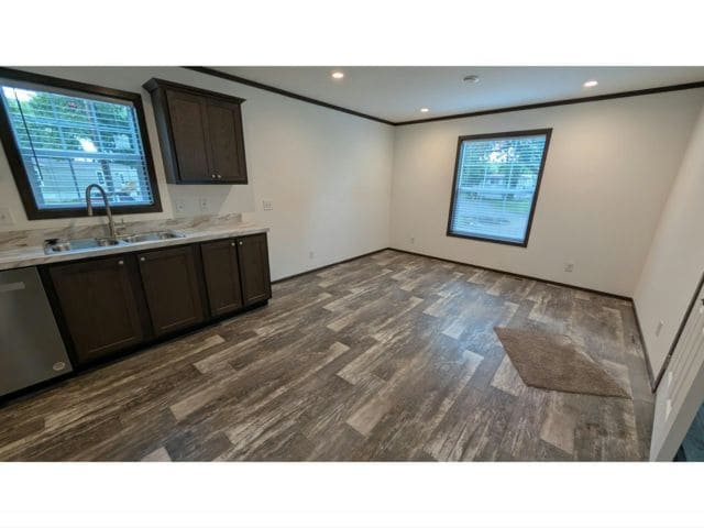 Building Photo - 114 Lynn Ln