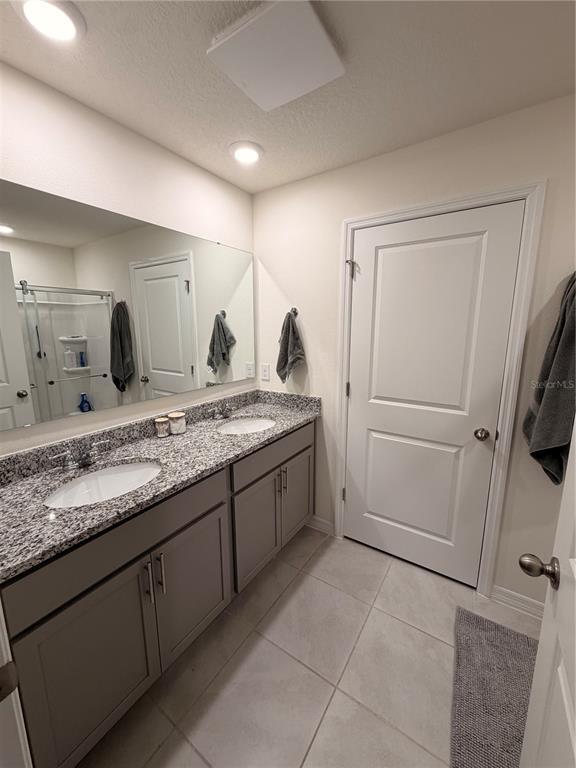 Building Photo - 404 Preston Cv Dr