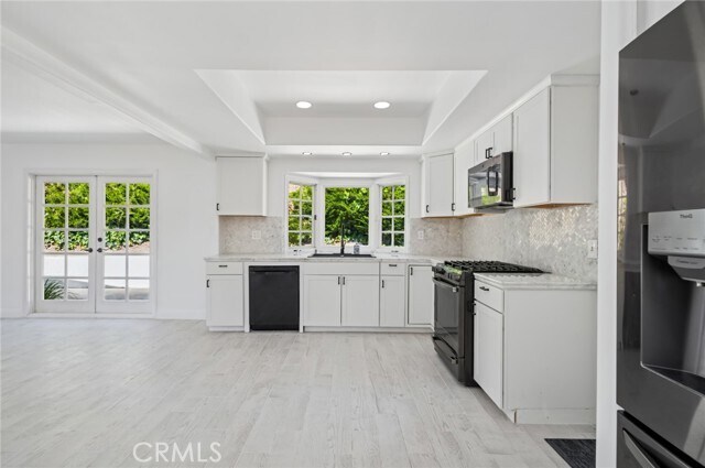 Building Photo - 24291 Los Serranos Dr