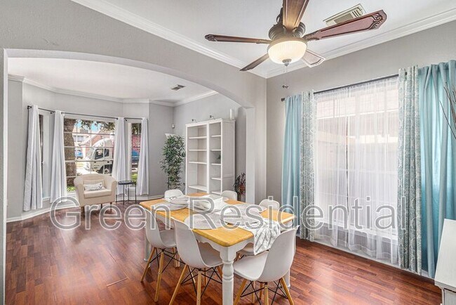 Building Photo - 11230 Sunshine Park Dr