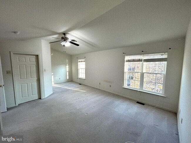 Building Photo - 537 Quincy St