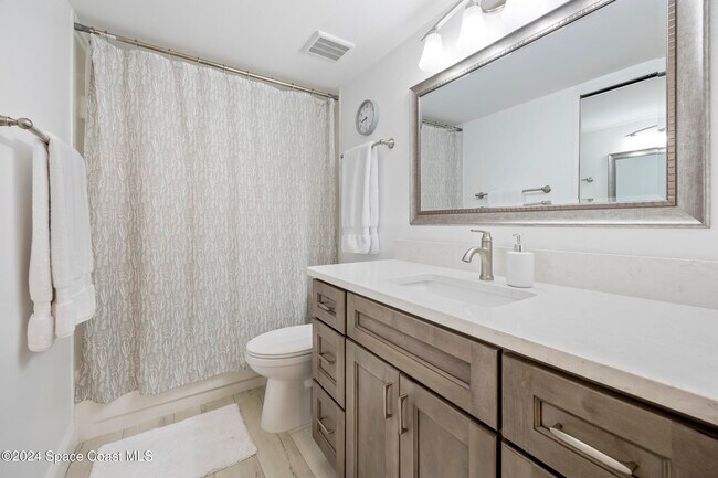 Building Photo - 7030 U.S. Rte 1