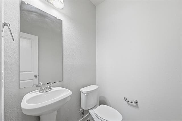 Building Photo - 9941 Ironhorse Dr