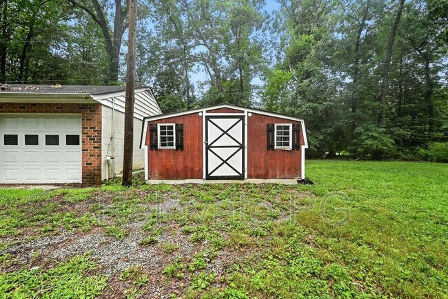 Building Photo - 8250 Cadys Mill Rd