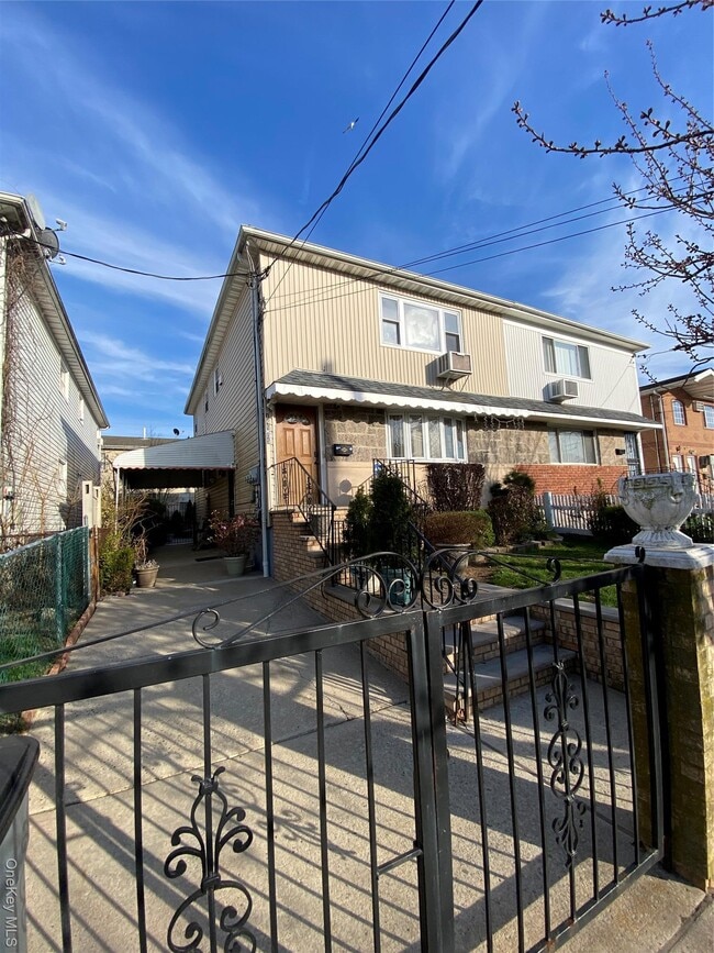 Building Photo - 146-05 226th St