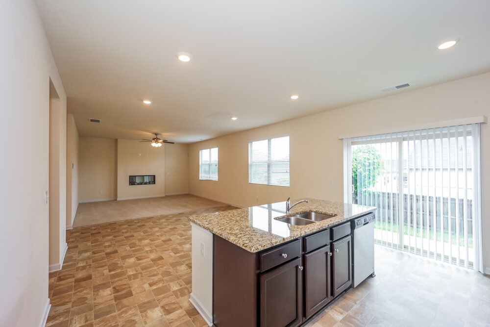 Building Photo - 380 Hamilton Pointe Dr