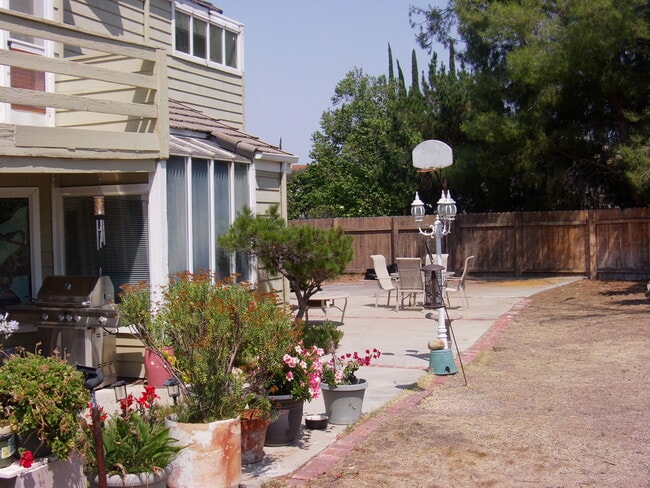 Building Photo - 30911 Bardmoor Dr