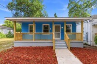 Building Photo - Updated 3-Bedroom Home with Modern Comforts Near Downtown Wilmington