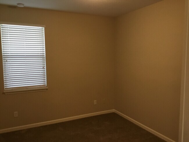 Building Photo - 3786 Ringneck Dr