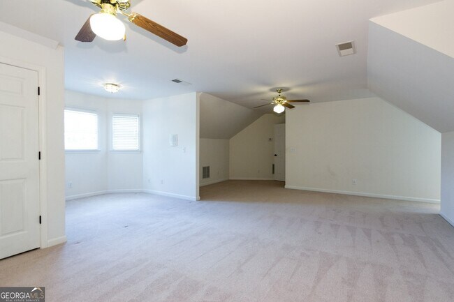 Building Photo - 5166 Wheeler Dr