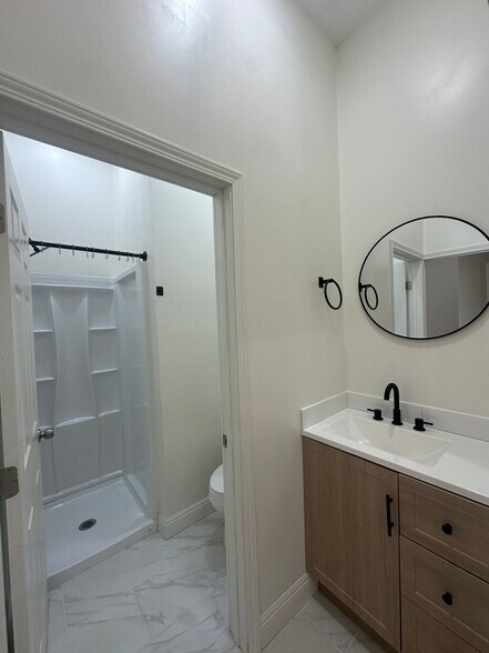 Building Photo - 1223 Elden Ave