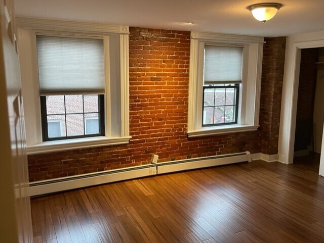 Building Photo - 388 Central Ave