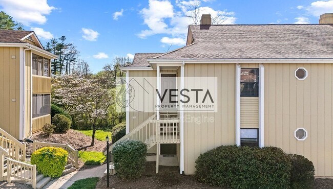 Building Photo - 110 Heywood Rd