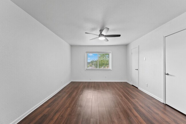 Building Photo - 11515 Burdine St