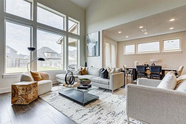 Building Photo - 705 Serenity View Ln