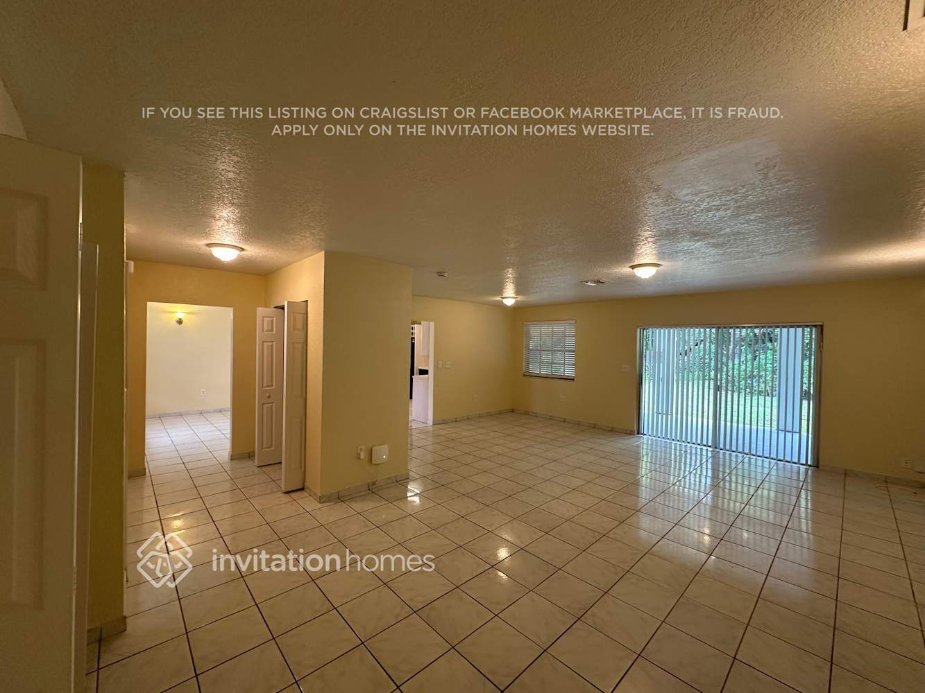 Building Photo - 17421 SW 92nd Ct