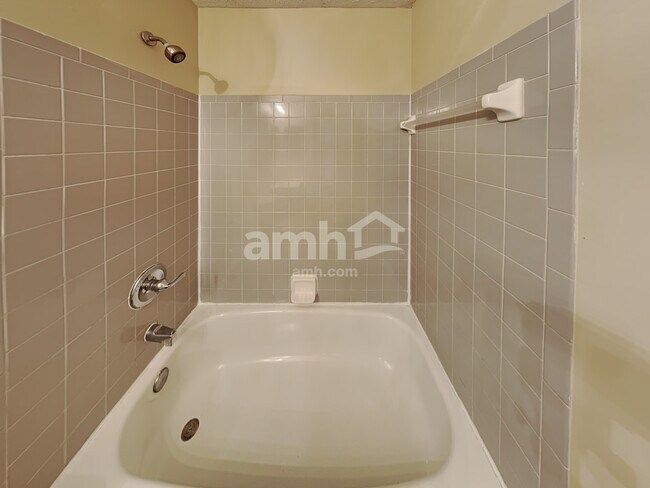 Building Photo - 7181 Candlestone Dr