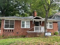 Building Photo - Super convenient location near Atlantic station and GA Tech University!!Housing Accepted*