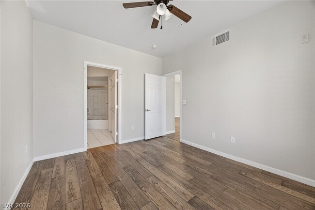 Building Photo - 7127 S Durango Dr