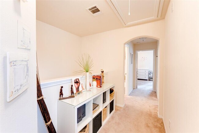 Building Photo - 6047 Wesley Manor Ct