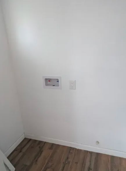 Primary Photo - 4224 N Ventura Ave