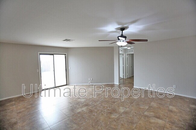 Building Photo - 11835 W Via Montoya Dr
