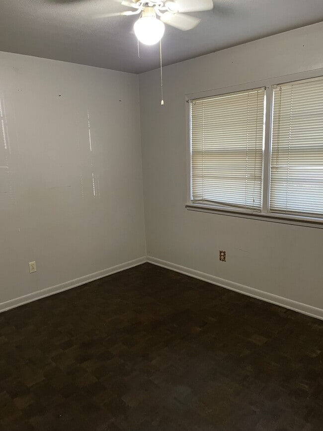 Building Photo - 3319 Dayton Ave