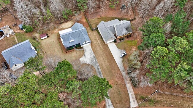 Building Photo - 155 W River Bend Dr