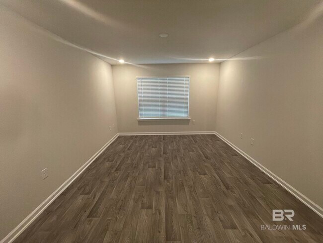 Building Photo - 10279 Ruffian Rte