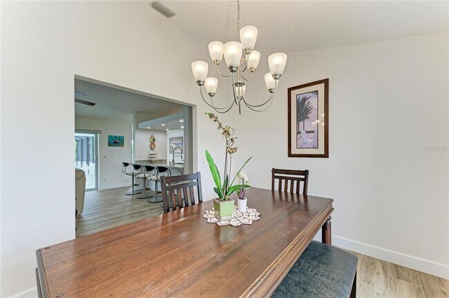 Building Photo - 405 Bayside Ln