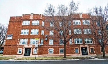 Building Photo - 1448 W 83rd