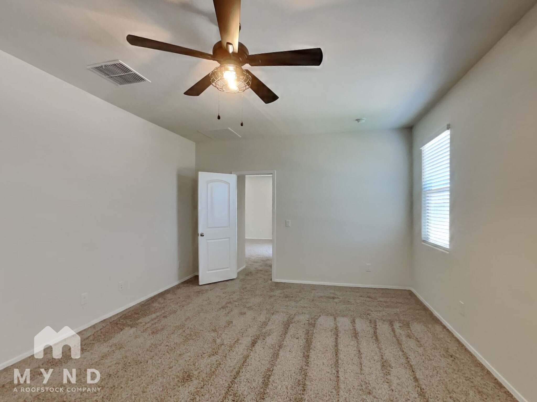 Building Photo - 10515 E Lupine Ln