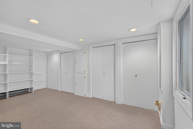 Building Photo - 3113 45th St NW