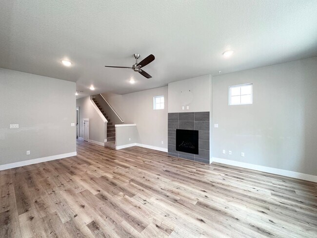 Building Photo - Beautiful Home in Desirable Monterey Estates – Happy Valley