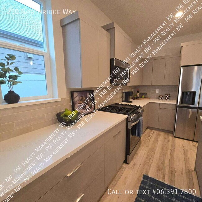 Building Photo - 230 Northridge Way