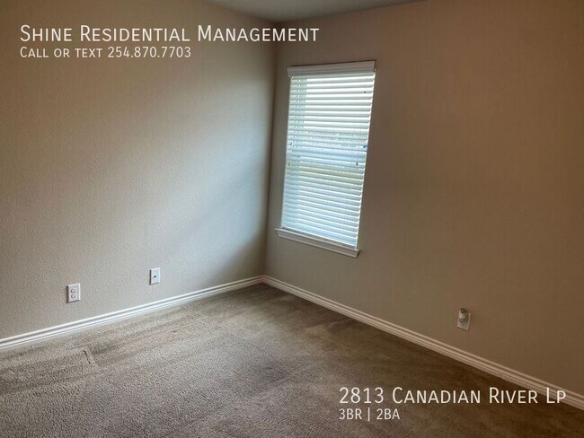 Building Photo - 2813 W Canadian River Loop