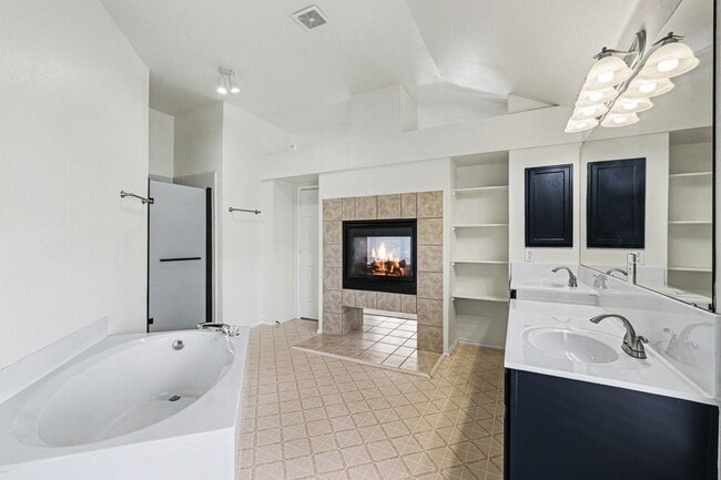 Building Photo - 5506 San Marino Dr