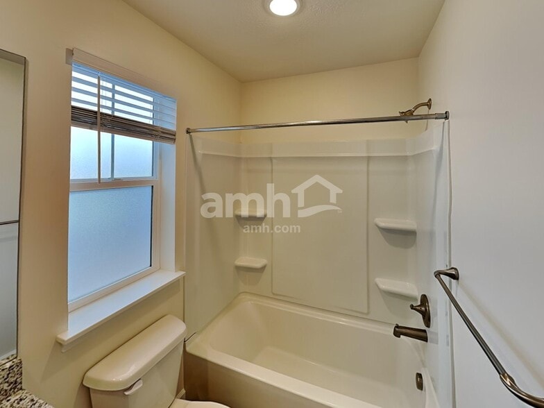 Building Photo - 2321 Buckskin Way