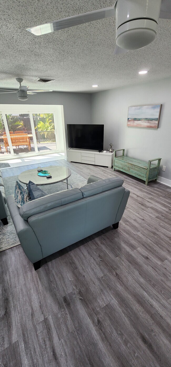 Building Photo - 601 Heritage Ln