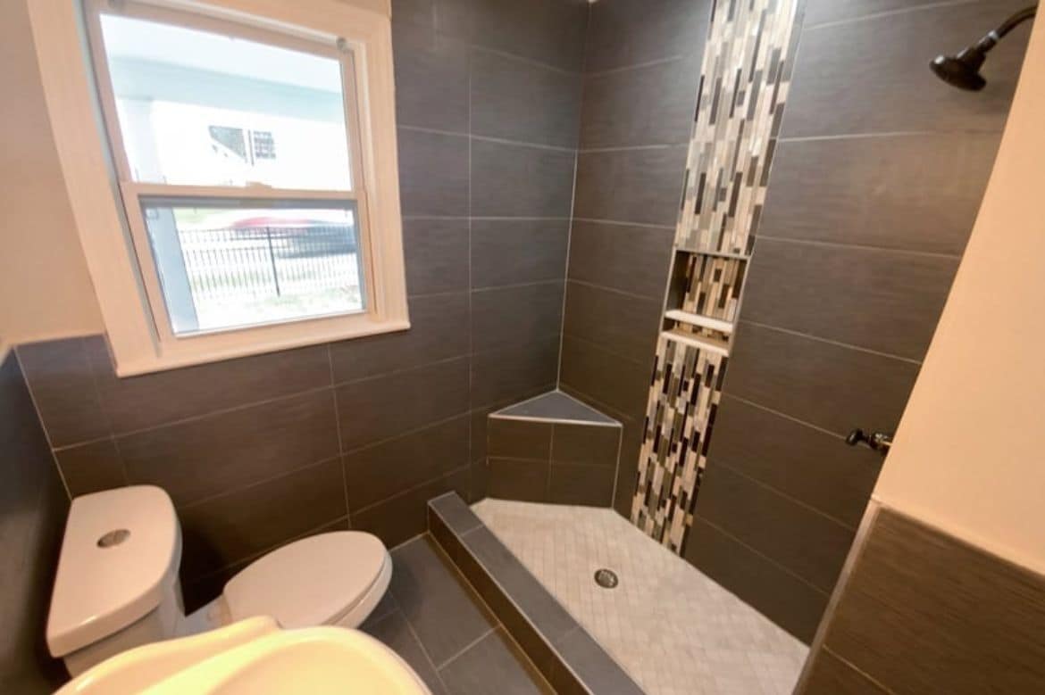 Building Photo - 2122 Kilborne Dr