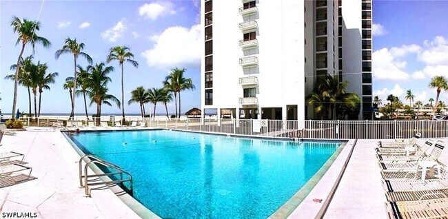 Building Photo - 6400 Estero Blvd