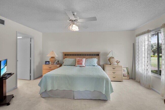 Building Photo - 7380 Clunie Pl