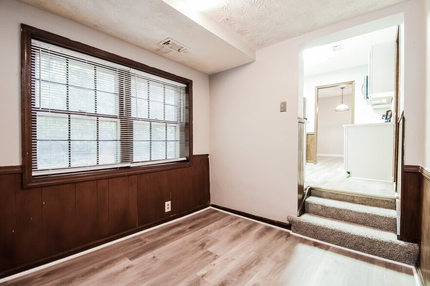 Building Photo - 2725 Westford Ct SW