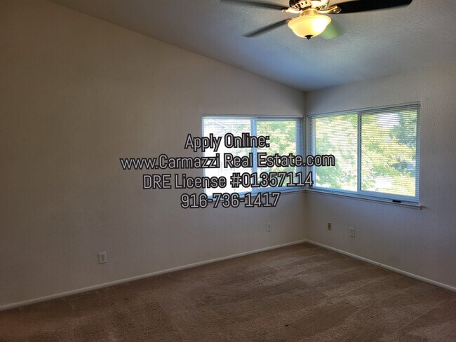 Building Photo - 9244 Mapleview Way
