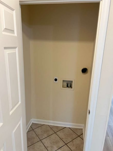 Building Photo - 4025 Sandtrap Ave