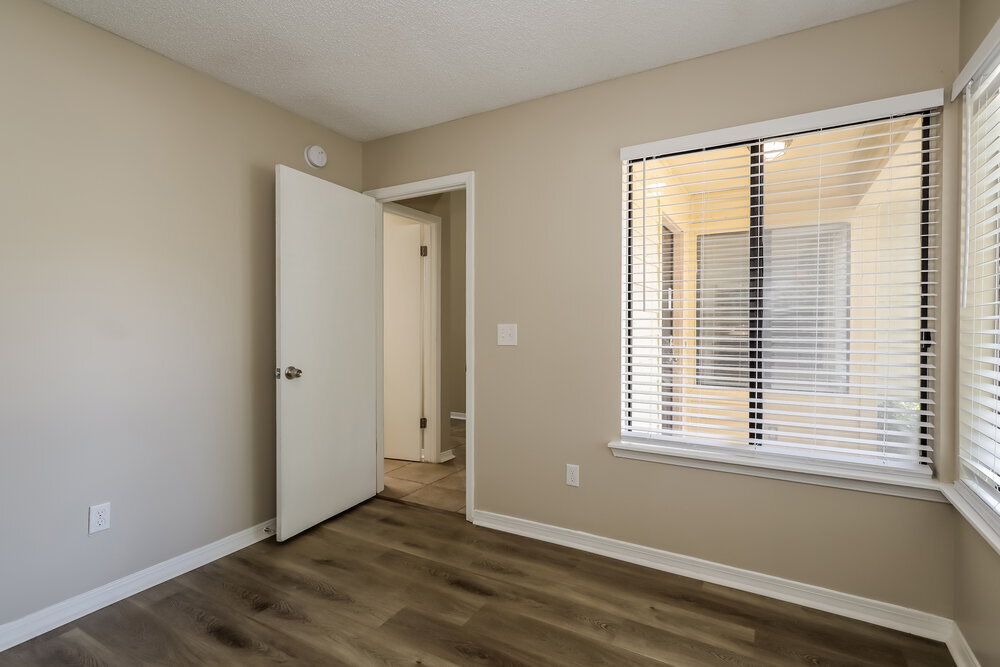 Building Photo - 4176 Rollingwood Ct